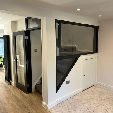 Bespoke Glass Feature Staricase